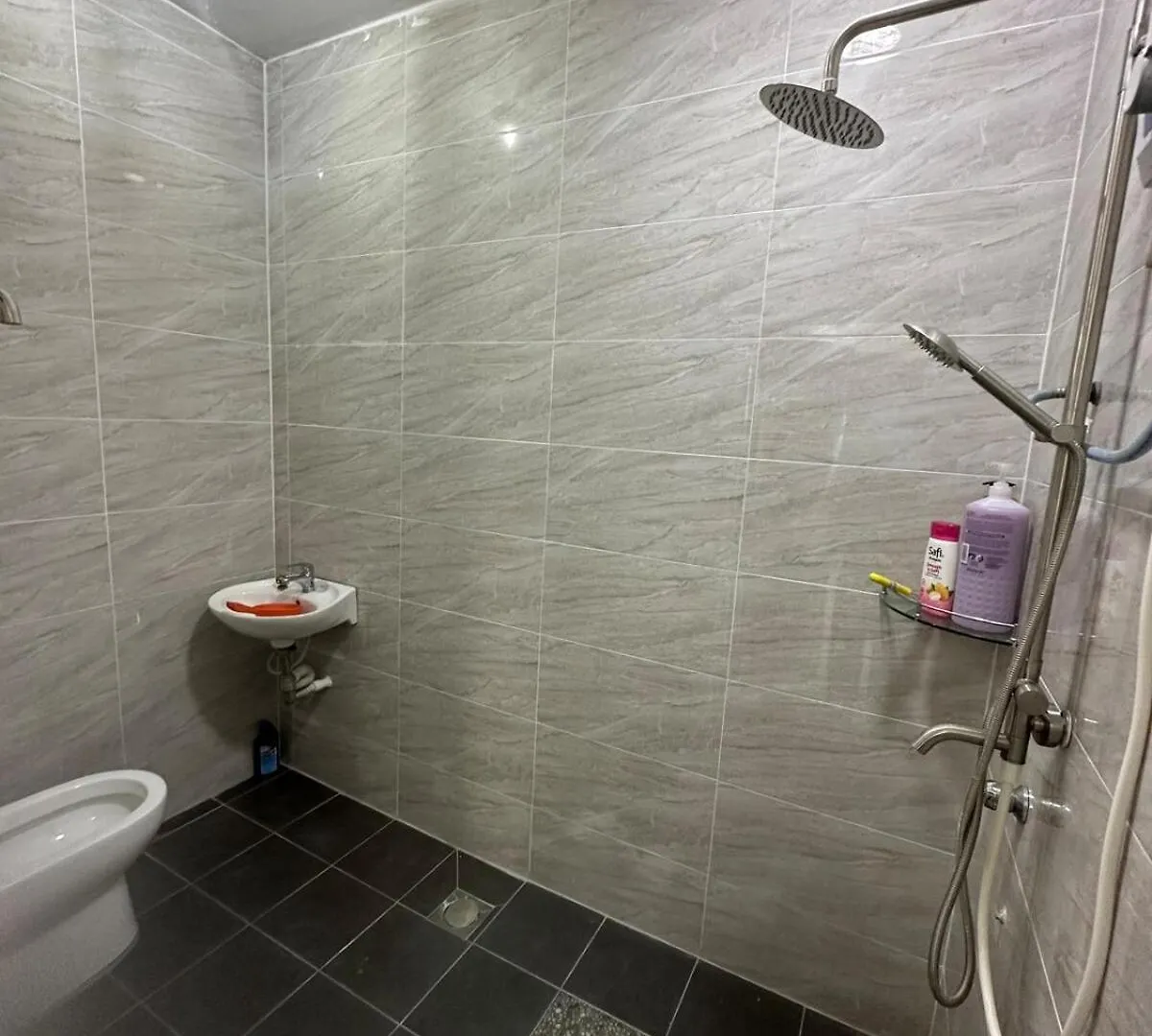 Anjong Anjang Homestay 新山