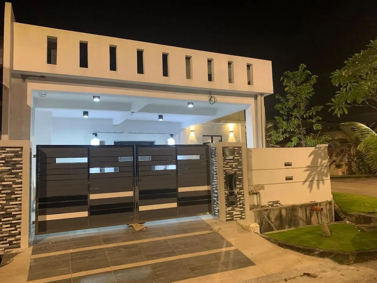 Anjong Anjang Homestay 新山 0*,  马来西亚